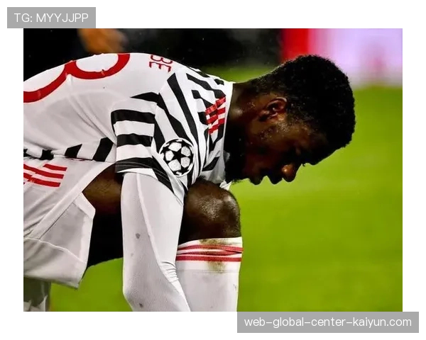 伯恩利后卫图安泽贝其他原因缺席，拜尔膝盖问题待解